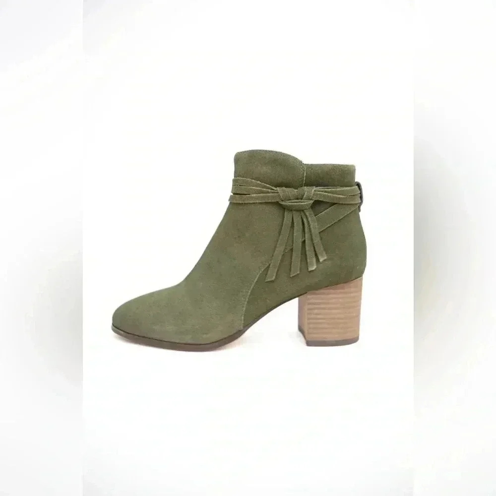 Violet and Red "Jenna" Bootie NWOB - Picture 2 of 6